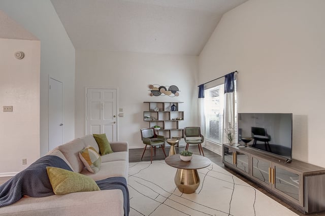17_web_or_mls_S_31st_St_017_1(1)