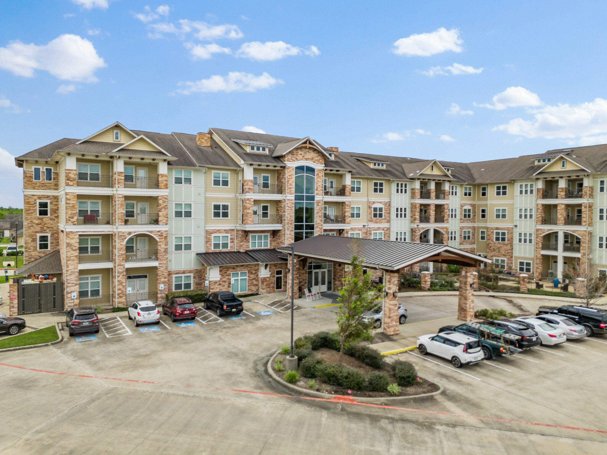 Discovery Village Clear Lake building exterior
