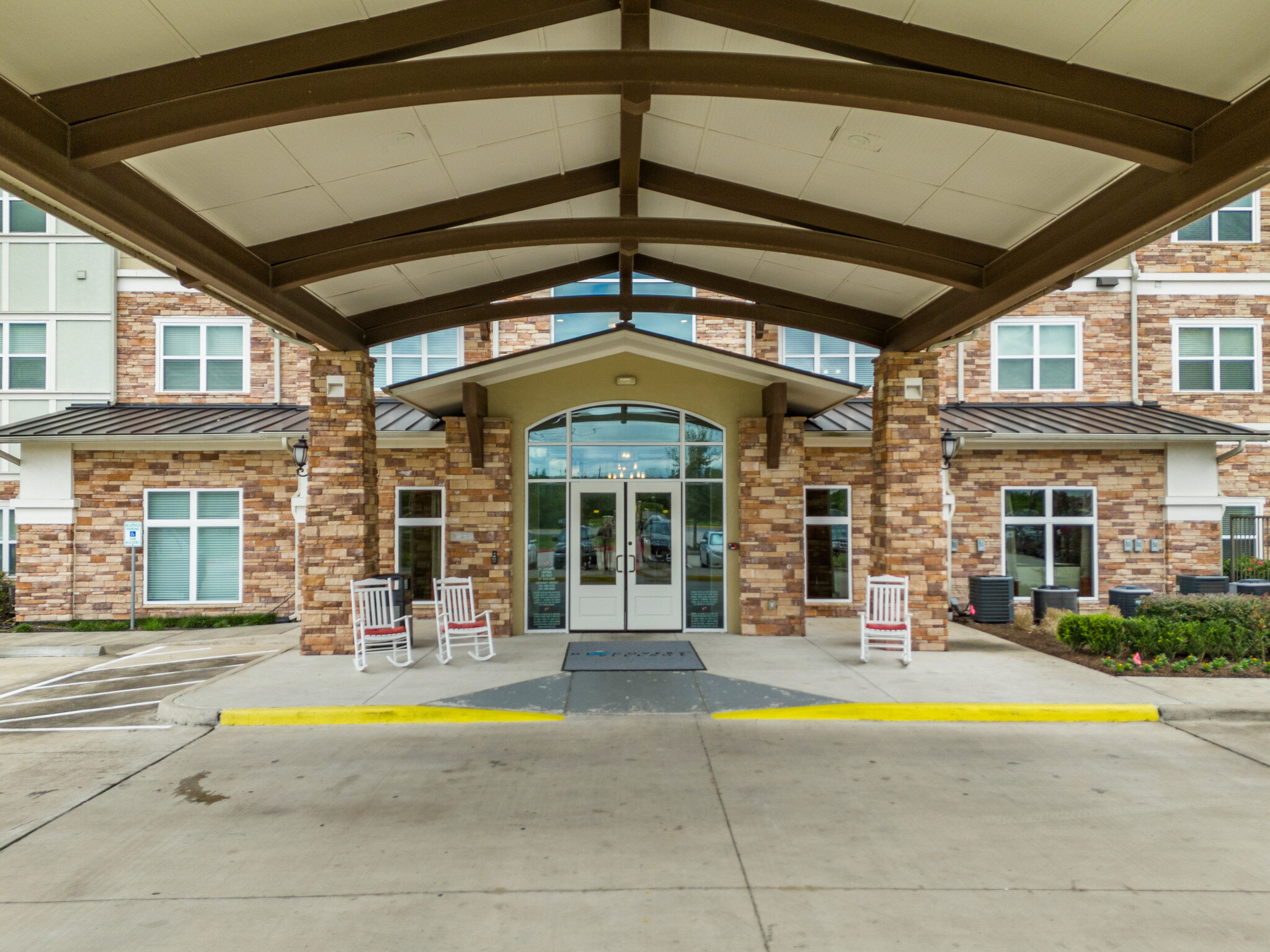 Discovery Village Clear Lake front entrance